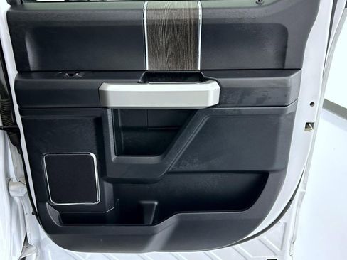 Used 2020 Ford F250 Lariat image 17