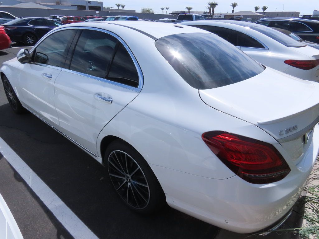 Used 2019 Mercedes-Benz C 300 Sedan image 4