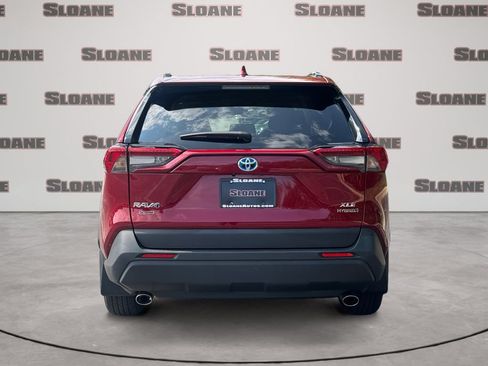 Used 2024 Toyota RAV4 XLE w/ Convenience Package AWD/4WD image 4