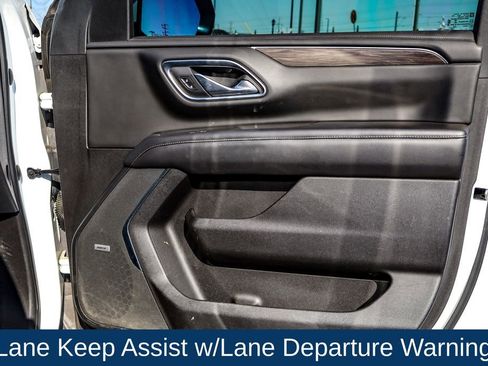 Used 2021 Chevrolet Tahoe Z71 w/ Luxury Package image 38