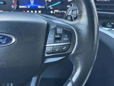 Used 2020 Ford Explorer XLT w/ Equipment Group 202A AWD/4WD image 29