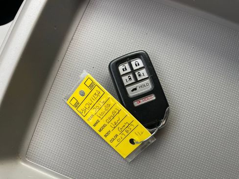 Used 2016 Honda Odyssey EX-L image 4