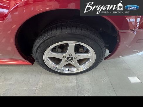 Used 2004 Ford Mustang GT image 13