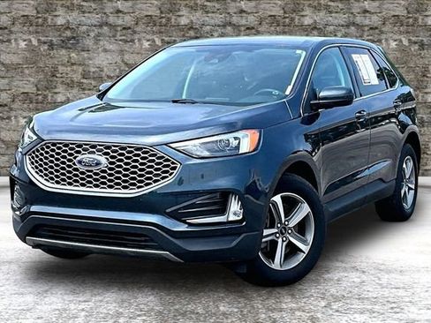 Used 2024 Ford Edge SEL w/ Convenience Package AWD/4WD image 3