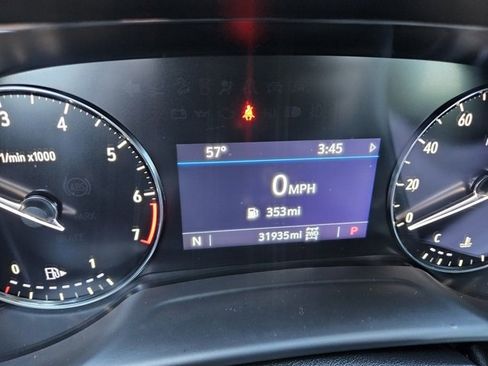 Certified 2023 Buick Envision Preferred w/ Sport Touring Package image 35