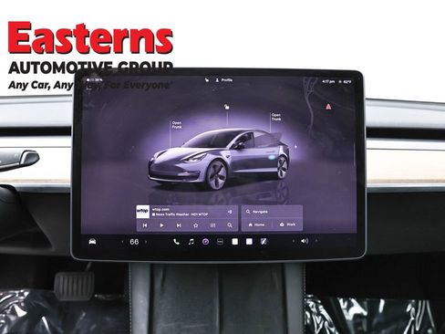 Used 2022 Tesla Model 3 image 12