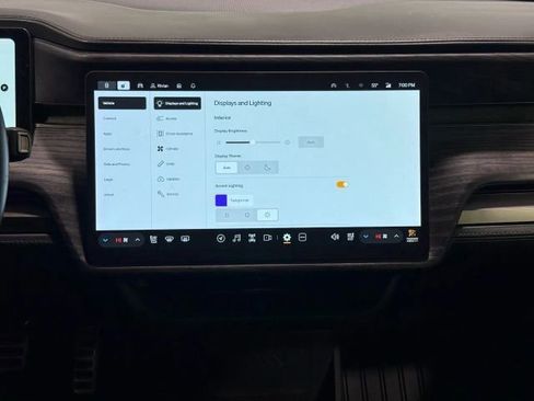 Used 2022 Rivian R1T Launch Edition image 21