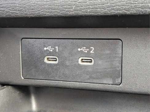 Used 2025 Mitsubishi Outlander SE FWD image 22