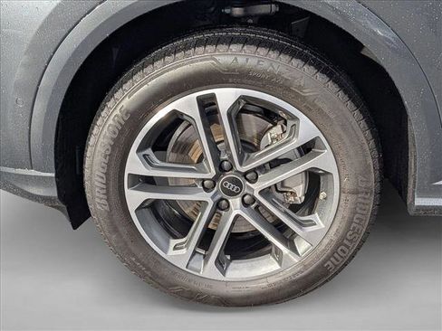 Certified 2025 Audi Q5 Premium w/ Convenience Package AWD/4WD image 22