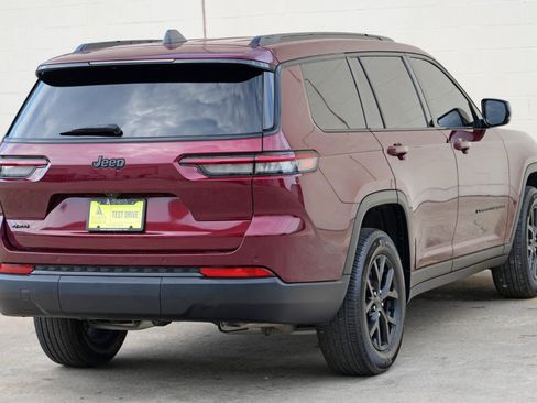 Used 2024 Jeep Grand Cherokee L Altitude AWD/4WD image 50