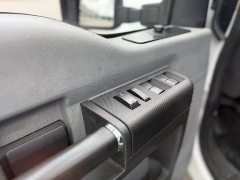 Used 2015 Ford F250 XL w/ Power Equipment Group AWD/4WD image 19