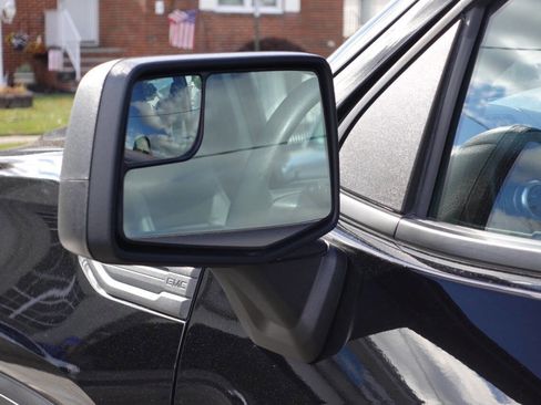 Used 2022 GMC Sierra 1500 Pro w/ Pro Value Package image 8