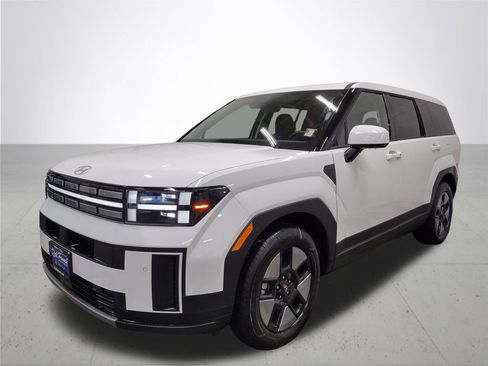 New 2026 Hyundai Santa Fe SE image 2