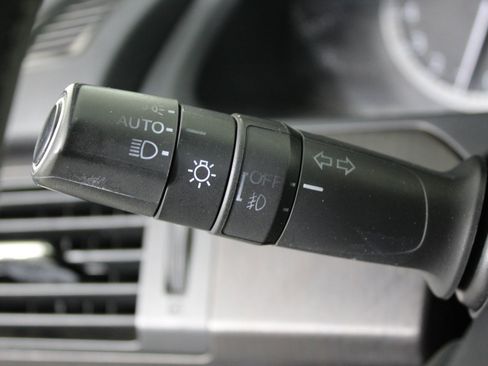 Used 2015 Honda Accord EX-L image 31