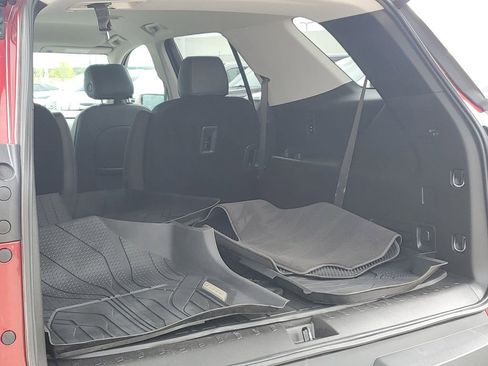 Used 2019 Chevrolet Traverse LT FWD image 33