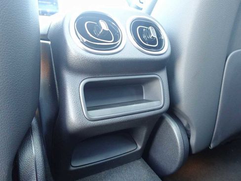 New 2026 Mercedes-Benz GLC 300 4MATIC image 52