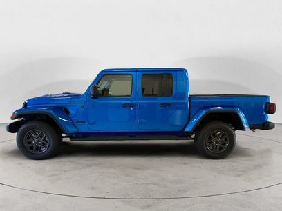 New 2025 Jeep Gladiator Sport