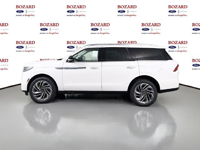 New 2026 Lincoln Navigator Reserve AWD/4WD image 4