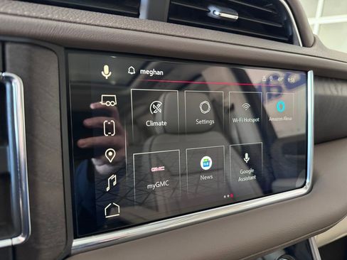 Certified 2024 GMC Yukon XL Denali w/ Max Trailering Package image 20