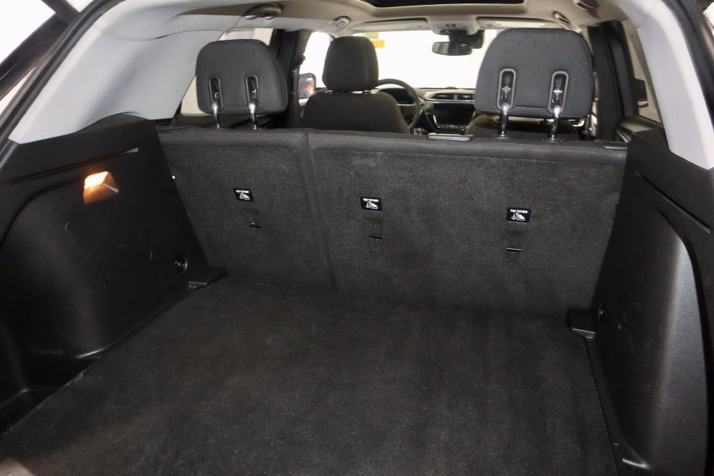 Used 2021 Chevrolet TrailBlazer LT w/ Sun and Liftgate Package AWD/4WD image 13