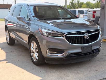 Used 2018 Buick Enclave Essence