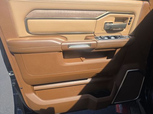 Used 2022 RAM 3500 Limited image 10