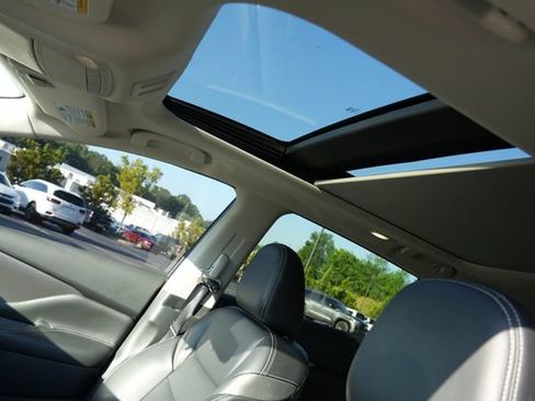 Used 2024 Nissan Murano SL AWD/4WD image 24