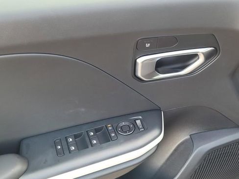 New 2025 Kia K4 GT-Line Turbo w/ GT-Line Sunroof Package FWD image 10