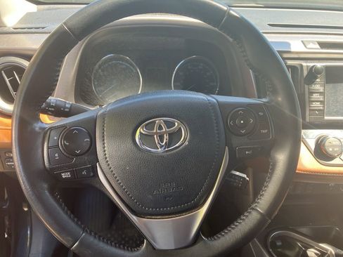 Used 2017 Toyota RAV4 Limited image 14