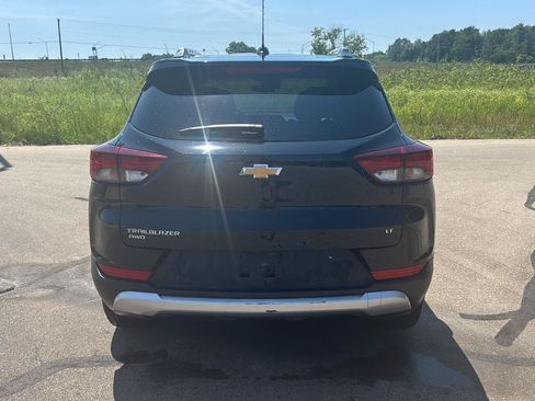 Used 2025 Chevrolet TrailBlazer LT AWD/4WD image 4