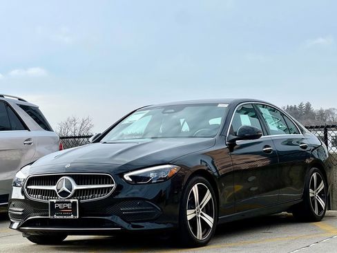 Certified 2025 Mercedes-Benz C 300 4MATIC Sedan image 4