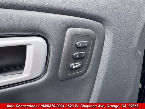 Used 2010 Honda Pilot Touring image 25