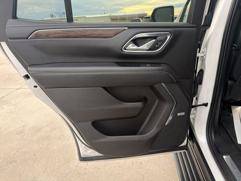 Used 2023 Chevrolet Tahoe Premier image 18