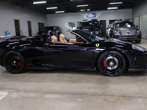 Used 2004 Ferrari 360 Spider image 12