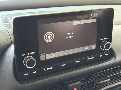 Used 2025 Honda HR-V LX image 7