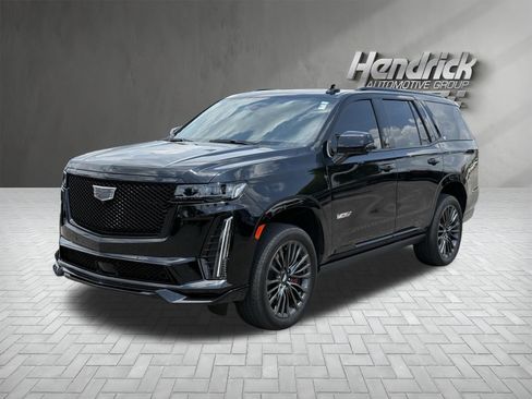 Used 2024 Cadillac Escalade V w/ LPO, ONYX Package AWD/4WD image 5
