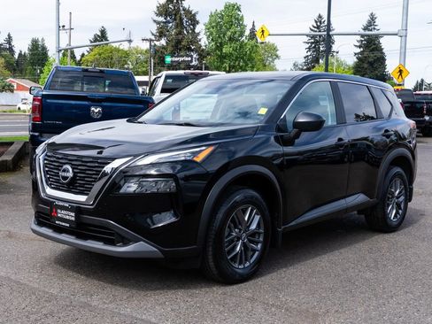 Used 2023 Nissan Rogue S FWD image 3