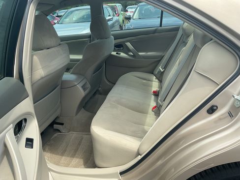 Used 2007 Toyota Camry CE FWD image 11