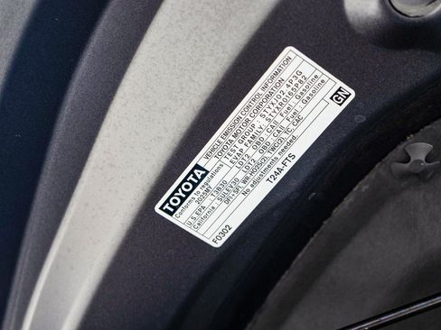 Certified 2025 Toyota Highlander LE AWD/4WD image 30