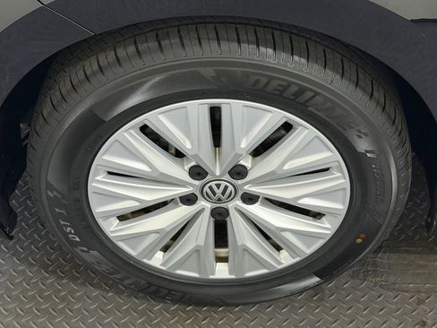 Used 2019 Volkswagen Jetta S w/ Driver Assistance Package FWD image 20