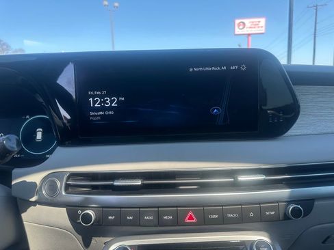 Used 2024 Hyundai Palisade Calligraphy image 23