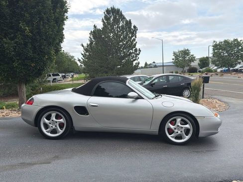 Used 2001 Porsche Boxster S RWD image 38