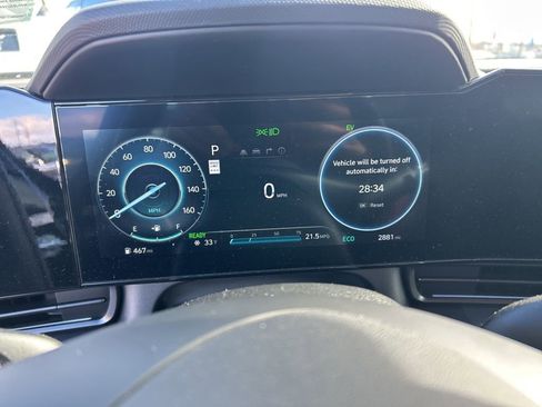 Used 2025 Hyundai Elantra SEL w/ Cargo Package FWD image 15