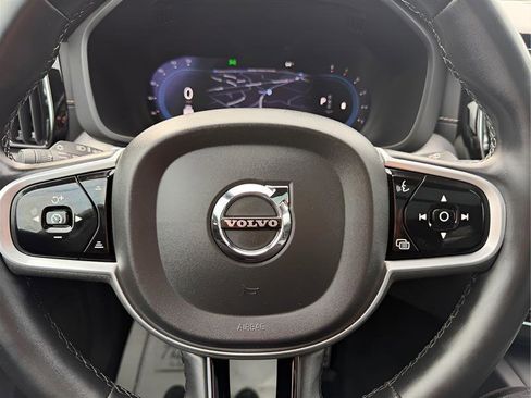 Used 2022 Volvo XC60 B6 R-Design w/ Advanced Package AWD/4WD image 34