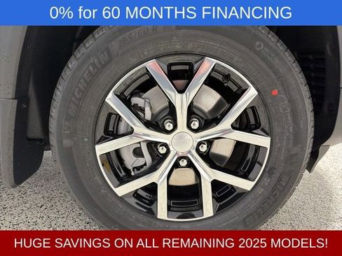 New 2025 Jeep Grand Cherokee L Limited w/ Luxury Tech Group II image 27