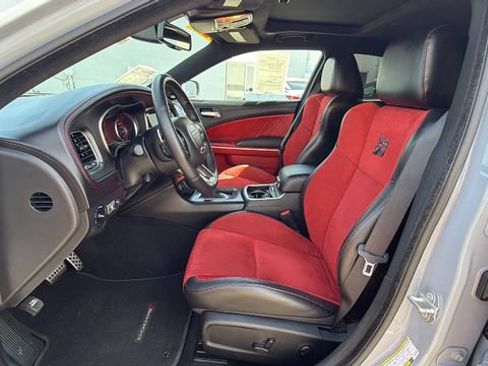 Used 2022 Dodge Charger Scat Pack RWD image 32