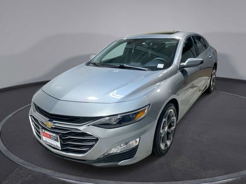 Used 2024 Chevrolet Malibu LT FWD image 1