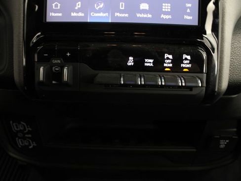 New 2026 RAM 2500 Tradesman AWD/4WD image 7