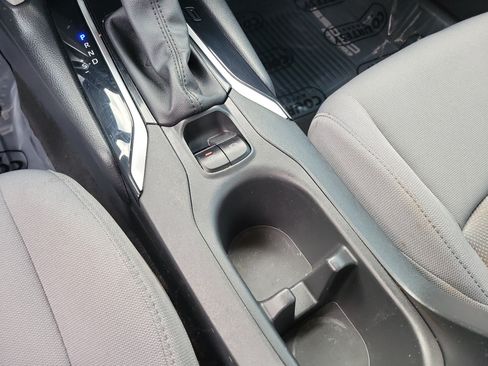 Used 2024 Toyota Corolla Cross AWD Hybrid image 28