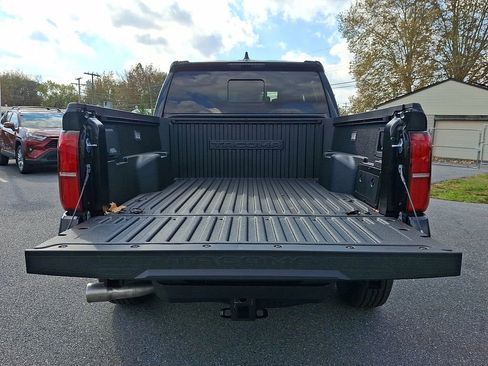 New 2025 Toyota Tacoma TRD Off-Road AWD/4WD image 19